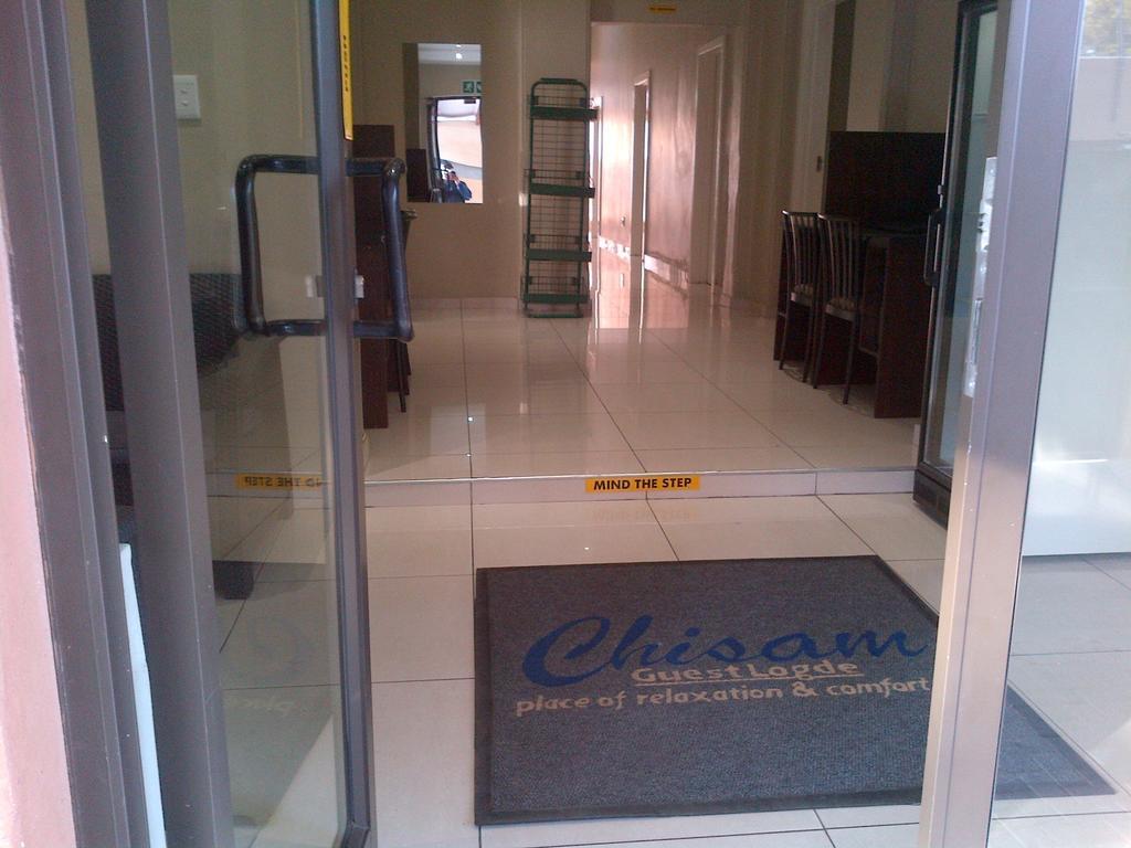 Chisam Guest Lodge Pty Ltd Johannesbourg Extérieur photo