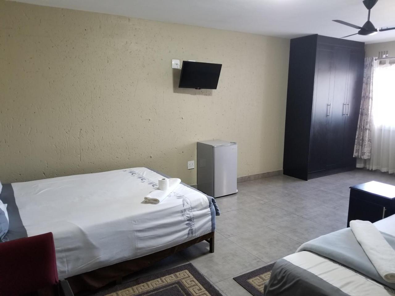 Chisam Guest Lodge Pty Ltd Johannesbourg Extérieur photo